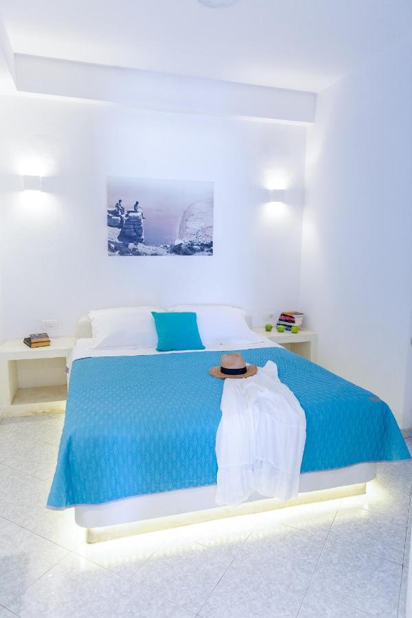 Acrothea Suites And Villas - Akrotiri Caldera - Santorini Bagian luar foto