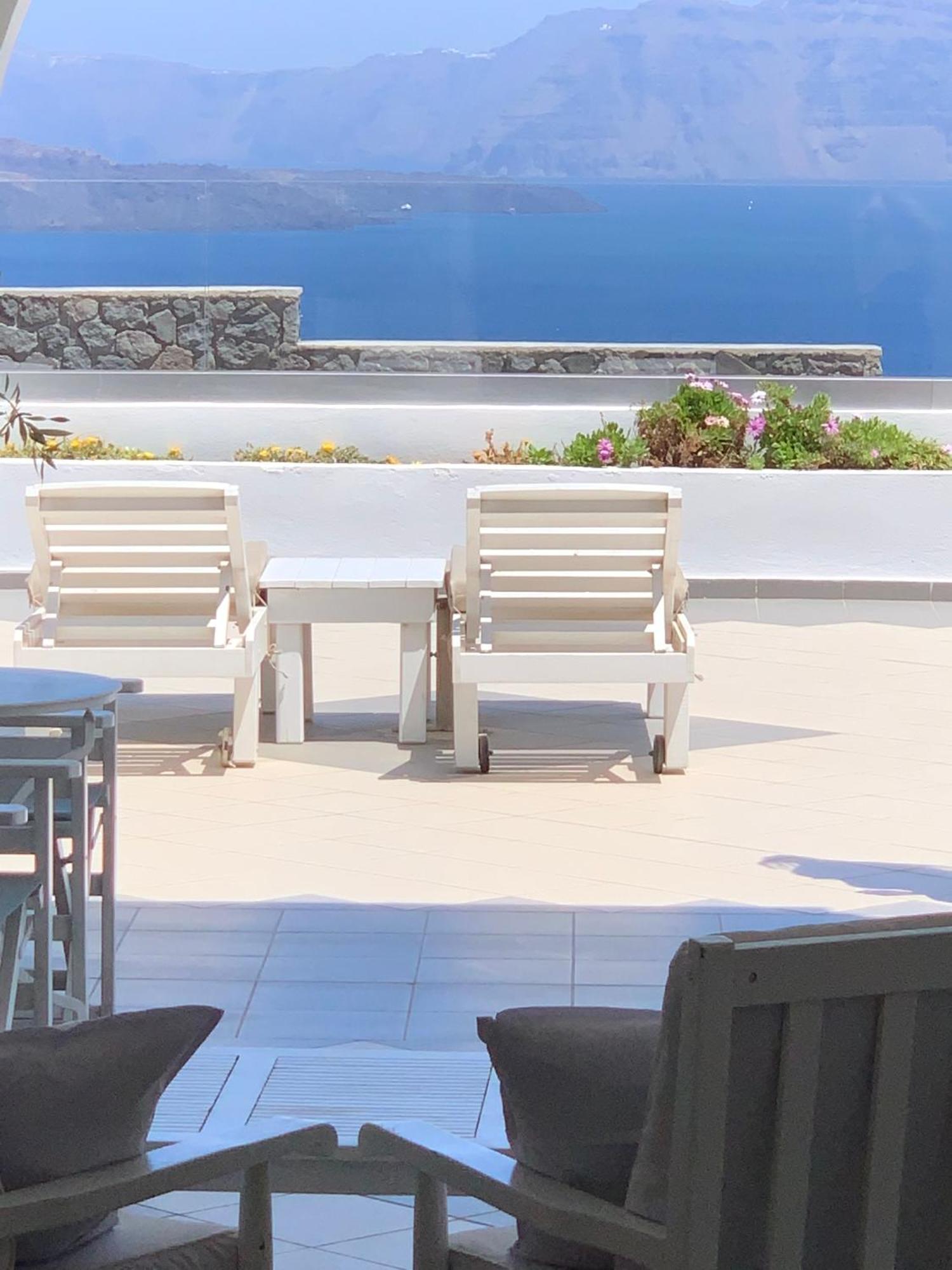 Acrothea Suites And Villas - Akrotiri Caldera - Santorini Bagian luar foto